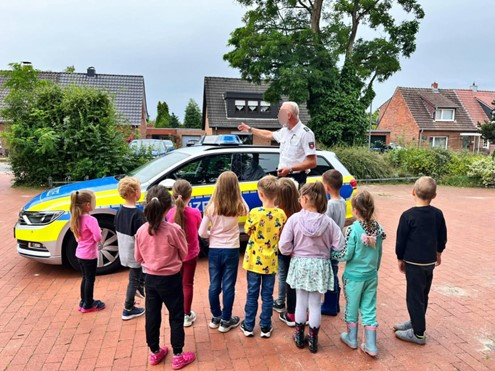 Polizeibesuch im Kindergarten