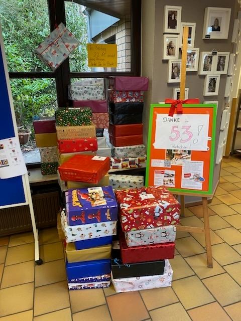 Kita Trinitatis Lingen unterstützt den „Weihnachtspäckchenkonvoi“